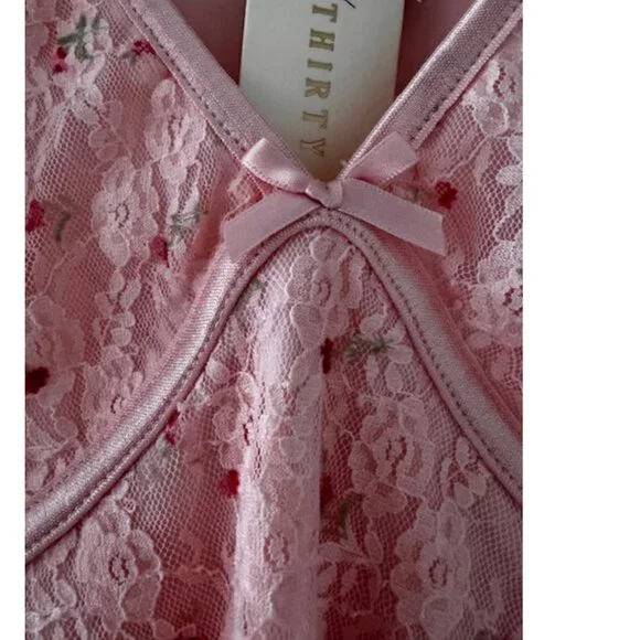 Thirty Thirty Floral Lace Coquette Romantic Feminine Fairy Barbiecore - Picture 5 of 7